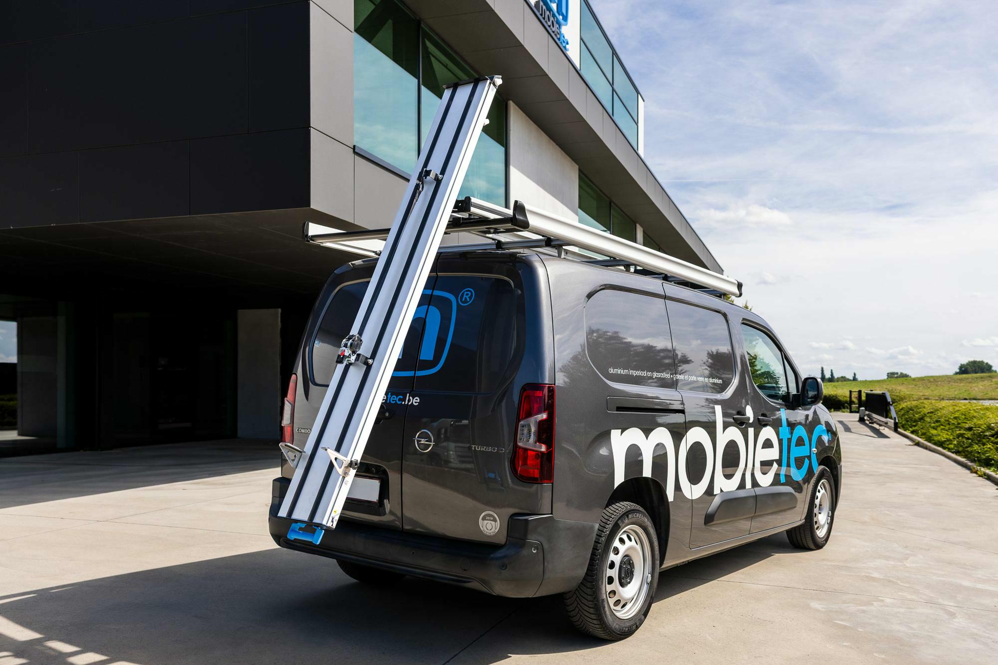 Porte échelle pour véhicules utilitaires: le mLift Pro